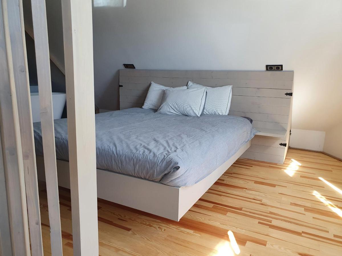 Kk Apartment Βέντσπιλς Εξωτερικό φωτογραφία