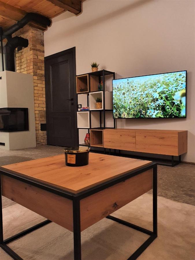 Kk Apartment Βέντσπιλς Εξωτερικό φωτογραφία